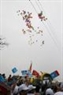 Lancement des 999 ballons volants fêtant 999 ans de la capitale.