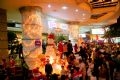 El centro comercial de Trang Tien se adorna espléndido.