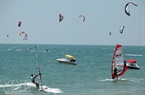 It was the first time Binh Thuan Province hosted an international sea sport competition. Photo: Huu Thanh