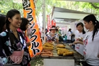 The festival provides a chance for cuisine exchange between Vietnam and Japan. 