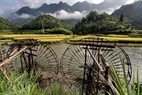 Water wheel is an invention of the Thai people to send water into the terraced fields in Phu Luong. Photo: Viet Cuong
