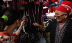 Во время посещения Лаокай туристы не забывают купить для себя и друзей местные сувениры