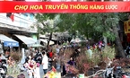 Le marché aux fleurs printanières de Hàng Luoc. 