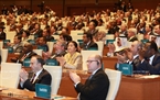 第１３２回 列国議会同盟(IPU)会議の開幕式に出席する1600人の代表。撮影：ベトナム通信社