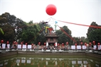 El Día de la Poesía tuvo lugar en el Templo de Literatura Van Mieu-Quoc Tu Giam, primera universidad de Vietnam.