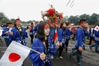 Фестиваль цветения японской – 2015 начинается шествием с паланкином