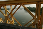 北緯１７度線にあるヒエンルオン橋はベンハイ川に架かっている。