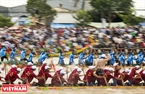 The Khmer people consider the Ngo Boat race as both a game and a way to express their solidarity.