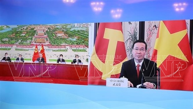 越共中央书记处常务书记武文赏与中共中央政治局常委、中共中央书记处书记蔡奇举行视频会谈