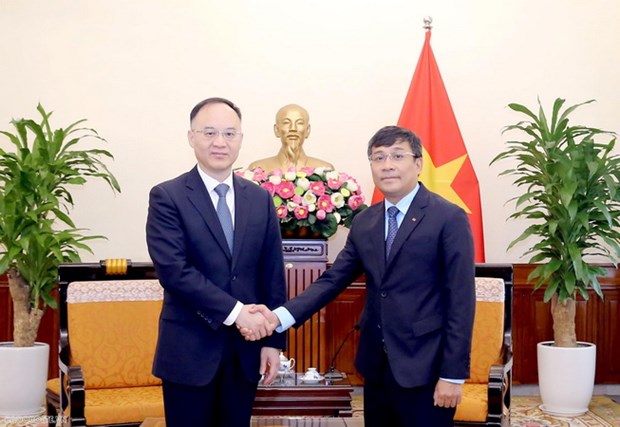 Vietnam, China intensify cooperation