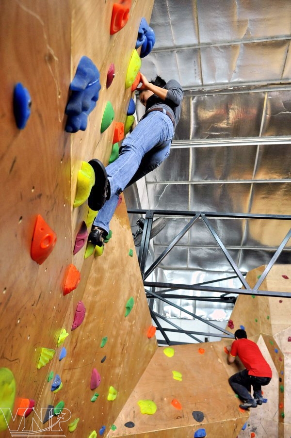 Indoor Rock Climbing   7 2011Sp04848 