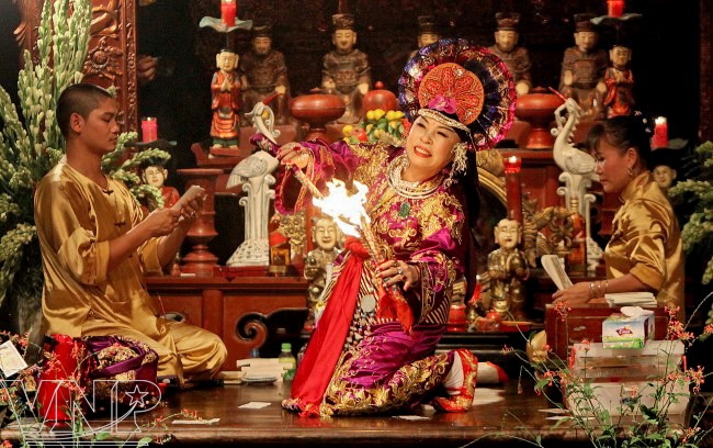Chau Van Singing – A Unique Feature of Vietnamese Culture - Vietnam ...