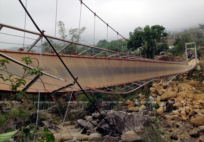 Мост обрушился во вьетнаме. Мост обрушился во вьетнаме. Мост обрушился во вьетнаме. Обрушение виадука в генуе. Мост обрушился во вьетнаме.