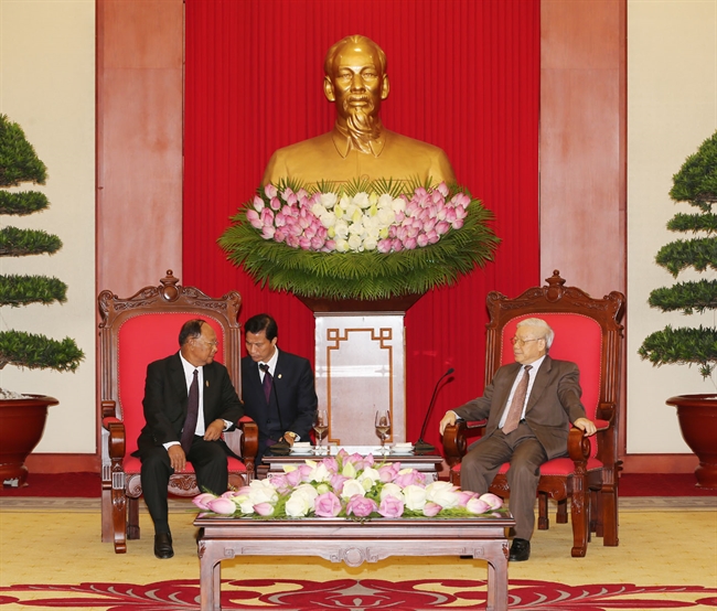 ベトナム カンボジア全面的な協力関係を強化 ベトナムフォトジャーナル
