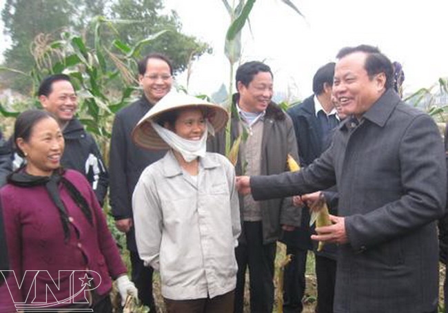 Bí thư Thành ủy kiểm tra xây dựng nông thôn mới tại xã Liên Mạc