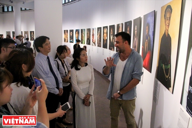 Rehahn Croquevielle រក្សាទុក កេរដំណែលមិនអាចកាត់ថ្លៃ សម្រាប់ទៅអនាគត