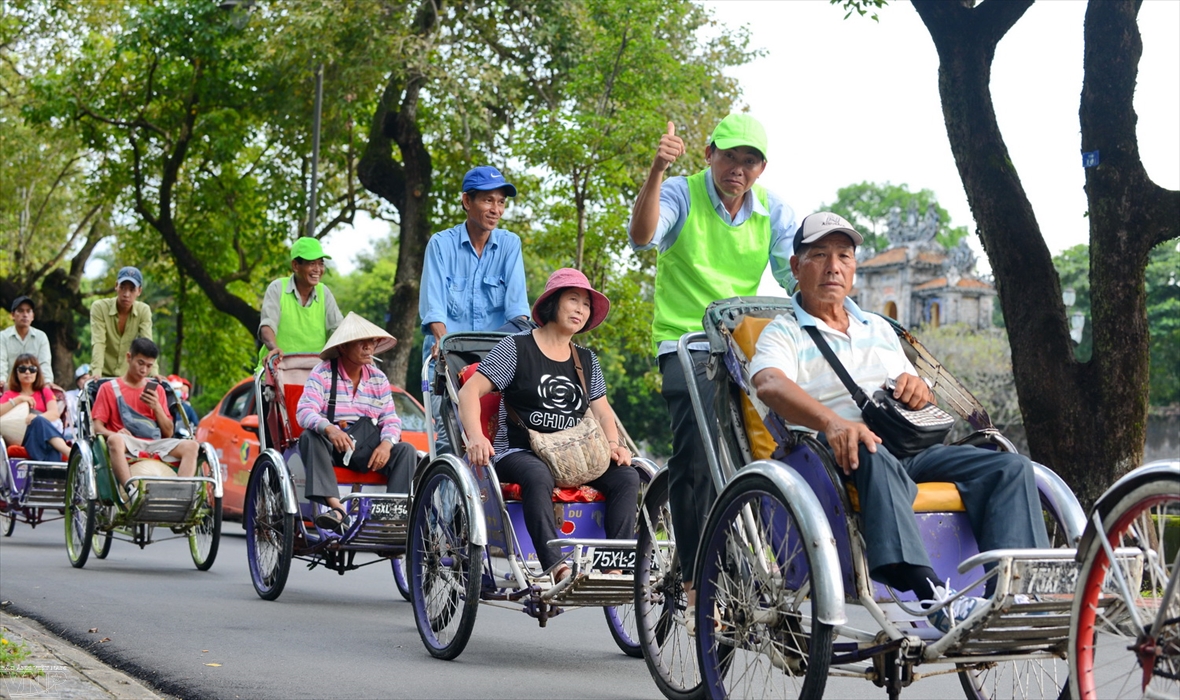 Tản mạn xích lô Huế