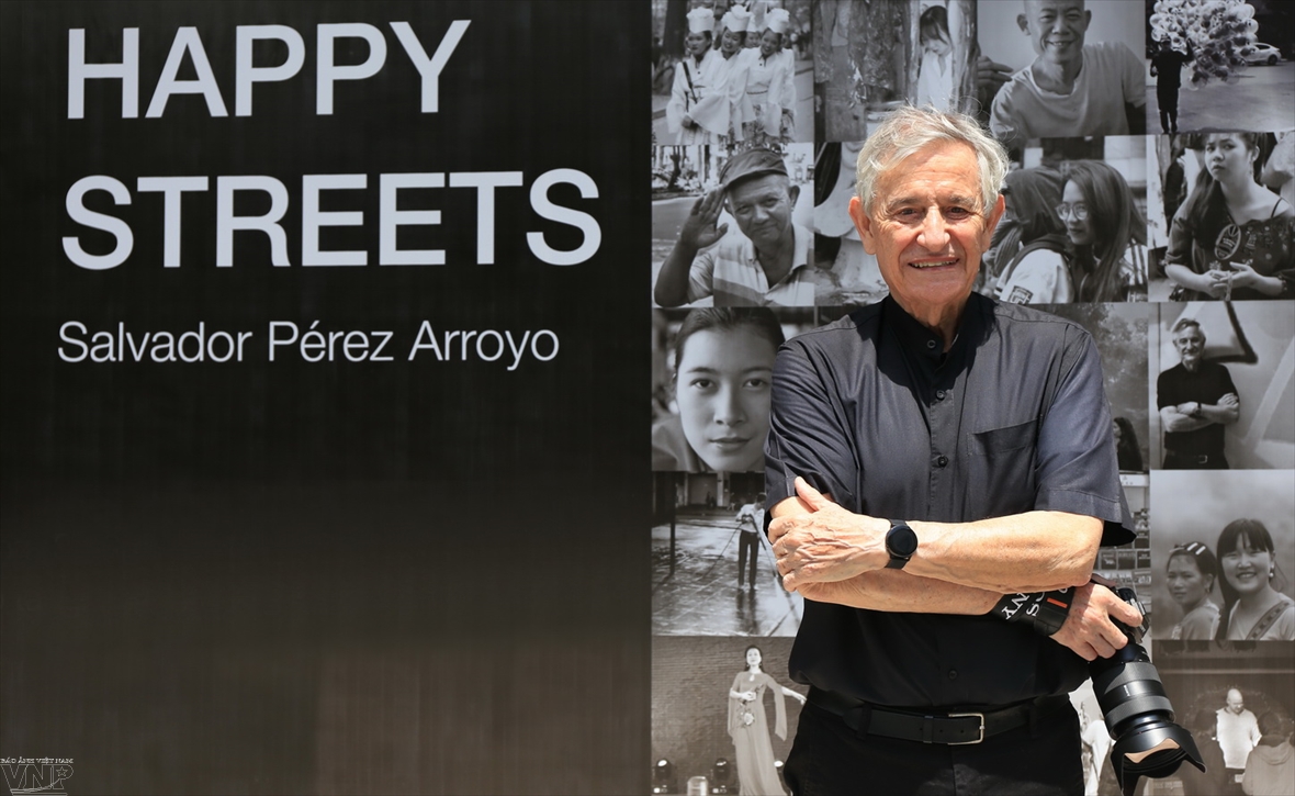 HAPPY STREETS SALVADOR PÉREZ ARROYO Vietnam through the lens of a Spanish architect