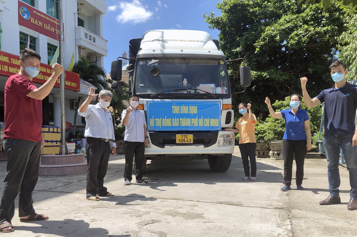 Cả nước chung tay chia sẻ khó khăn với các địa phương có dịch - Vimarsana News